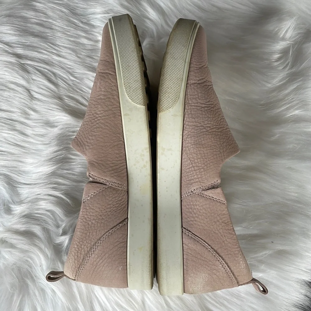 Ecco Gillian slip‎ on sneakers pale pink GUC size 38